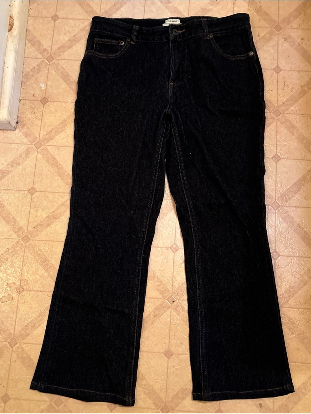 LL Bean Classic Fit Women's Denim Jeans size 10P dark wash boot cut.